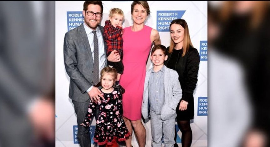 Внучката на Робърт Кенеди и 8-годишният ѝ син са в неизвестност 