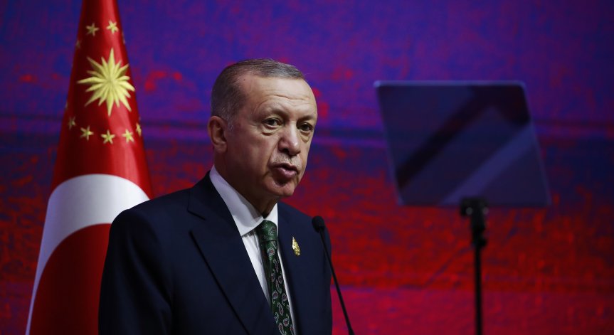 Ердоган: Съдилищата ще коригират всички грешки в процеса срещу кмета на Истанбул