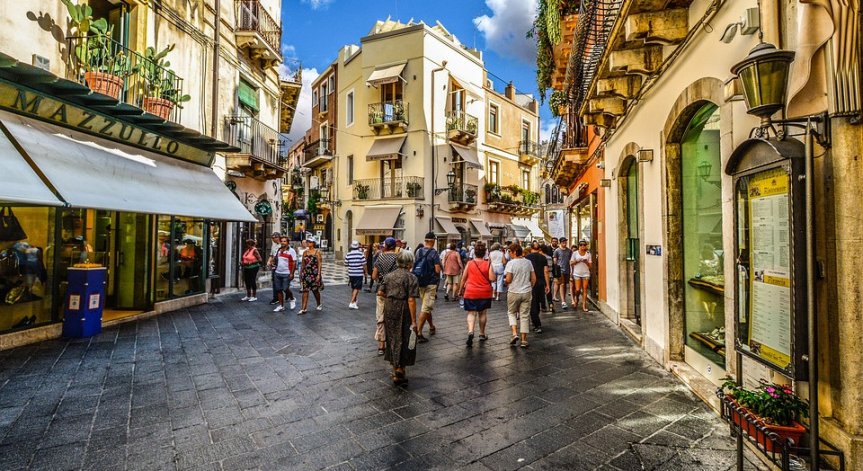 Рано резервираме почивките за лятото, очакват рекордни приходи от туризъм в Европа