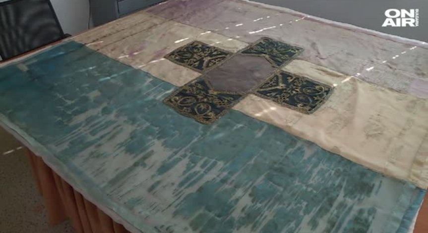 Излагат Самарското знаме във Военноисторическия музей