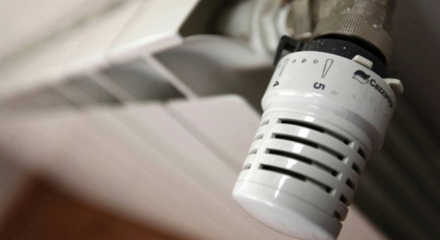 КЕВР предлага по-високи цени на парното и топлата вода от 1 юли