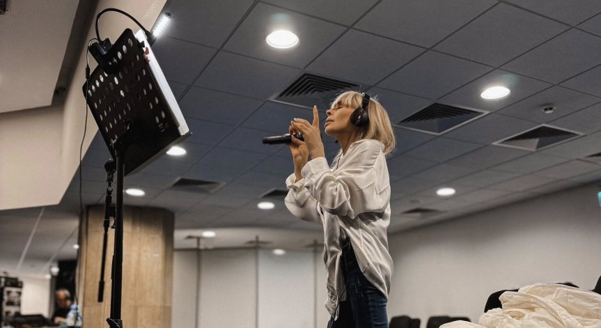 Лили Иванова закрива националното си турне с концерти в НДК