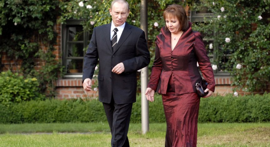 Какво знае светът за дъщерите на Владимир Путин?