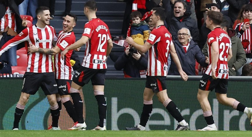 Халфът Ойхан Сансет отбеляза в 77-ата минута.