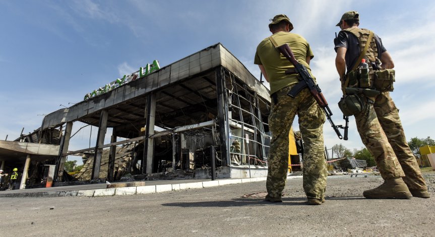 Русия: Лисичанската петролна рафинерия е изцяло под наш контрол