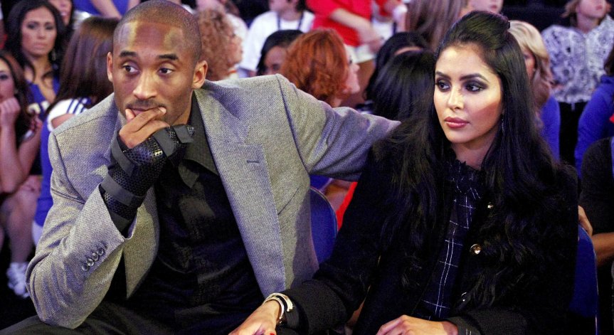 Ванеса Брайънт съди полицаи заради пуснати снимки от катастрофата на Коби