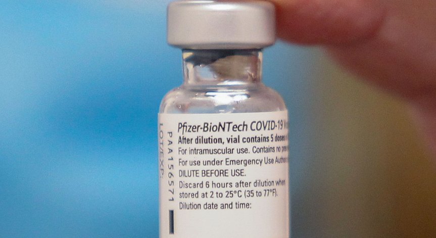 Pfizer иска Европа да плати за ваксини, които никога няма да бъдат произведени