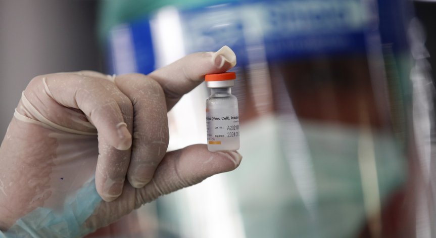 Пристигнаха 21,6 хил. дози от Moderna, утре - 138 хил. дози от Pfizer/BioNTech