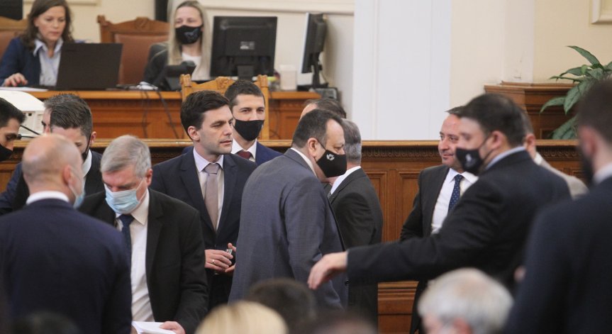 Депутатите решават съдбата на спецправосъдието