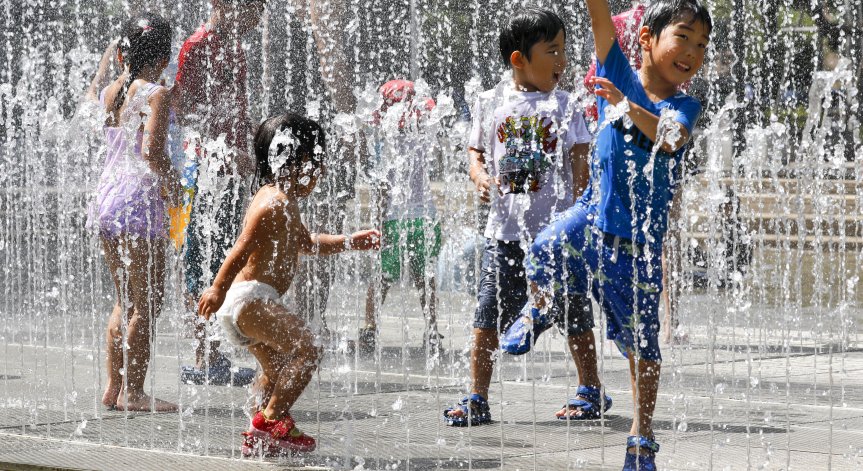 Рекордни жеги в Япония: Правителството предупреди за енергийна криза