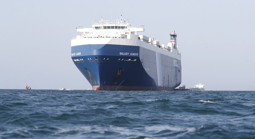 Все още няма връзка с българите от кораба 