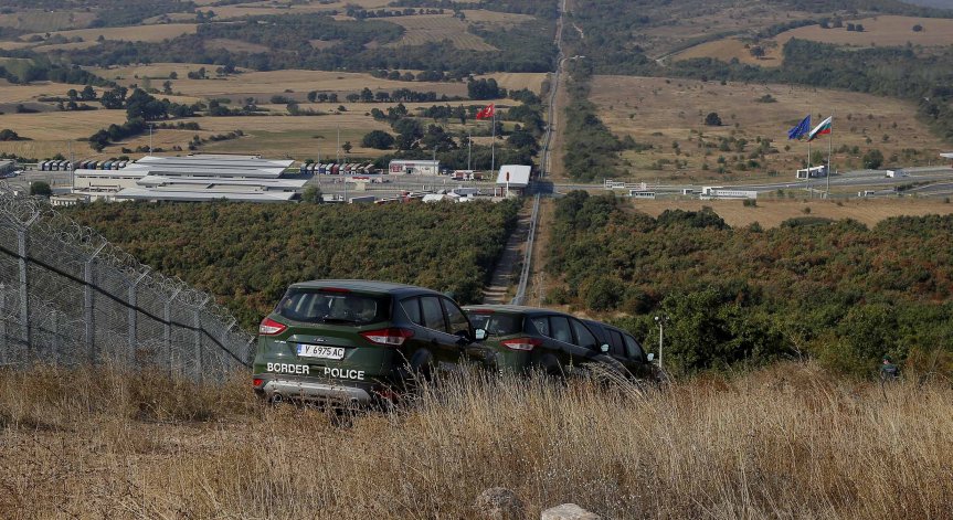 ЕК стартира проект с България за превенция на незаконната миграция