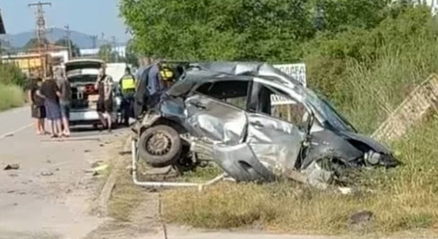 Тежка катастрофа преди Божурище, автомобил излетя от пътя