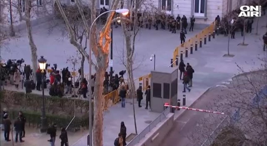 12 каталунски сепаратисти на съд в Мадрид заради бунт и злоупотреба