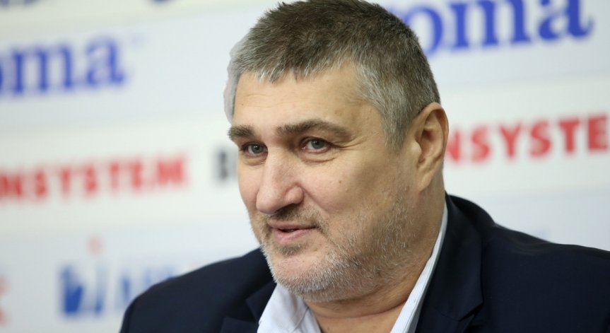 Любо Ганев към световните вицешампиони: Герои сте, бъдещето ви очаква!