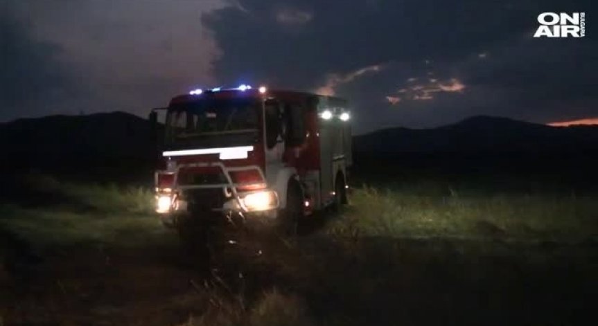 Автомобил изгоря до основи на AМ 