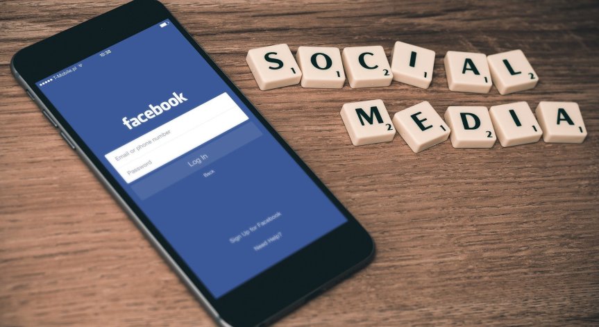 Злоупотребява ли Facebook с господстващото си положение?