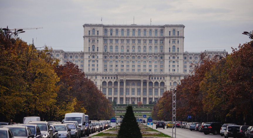 Осъдиха на 6,5 г. затвор бивш румънски финансов министър