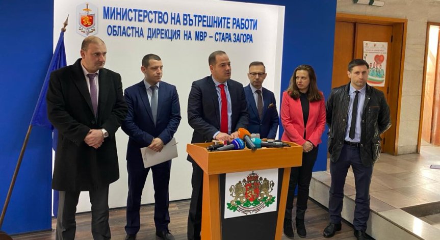 Вътрешният министър: Обучението на полицаите е неглижирано с години