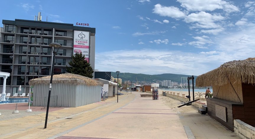 Две години хотелиерите 