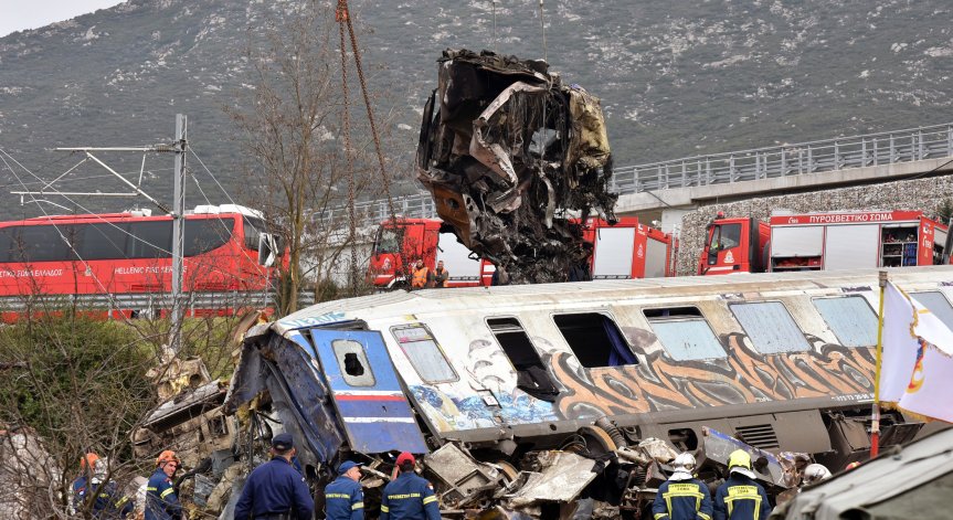 Стотици контейнери със стока по гарите в Гърция, фирмите търпят огромни загуби