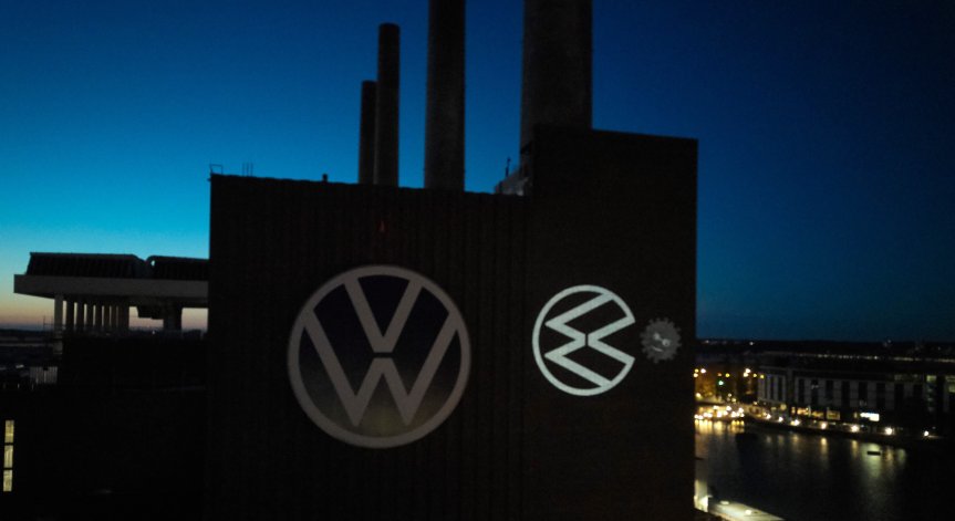 Перничанин открадна осем коли от завода Volkswagen