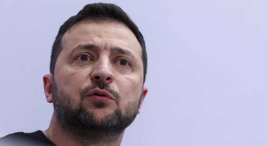 Зеленски: Врагът ни няма да стане по-прост, Украйна трябва да стане по-силна