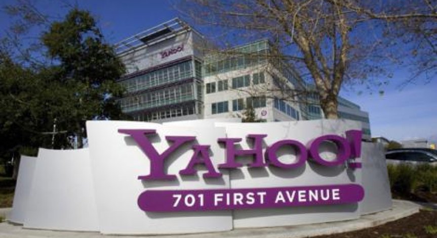 Yahoo съкращава 2000 служители