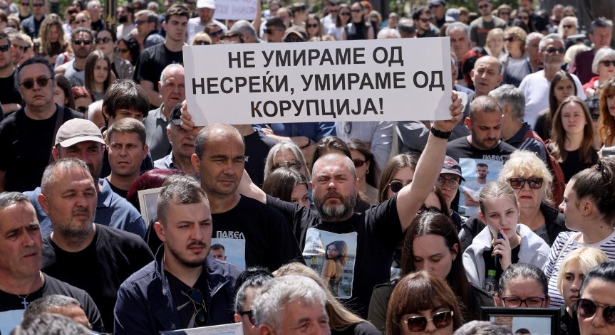 Експертизи сочат сериозни пропуски в безопасността на клуба.