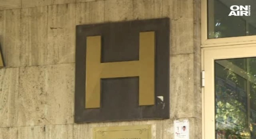 18-годишният Алекс от Бяла се подобрява