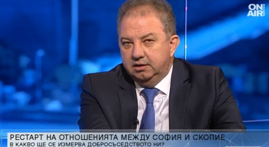 Ячев: Абсолютно безпредметно и безрезултатно посещение на Петков в Северна Македония