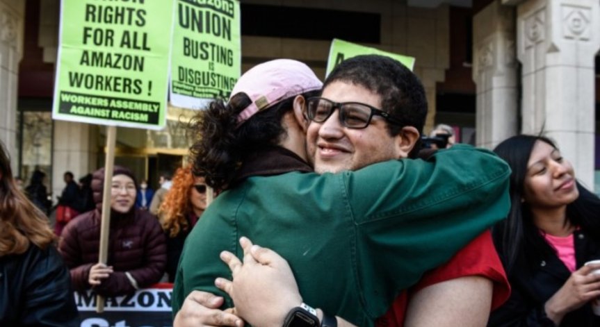 Победа срещу капитализма: Служители на Amazon за първи път ще имат профсъюз