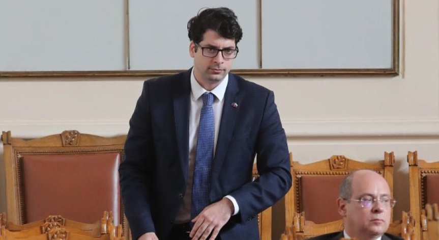 Пеканов става председател на Съвета за икономически анализи