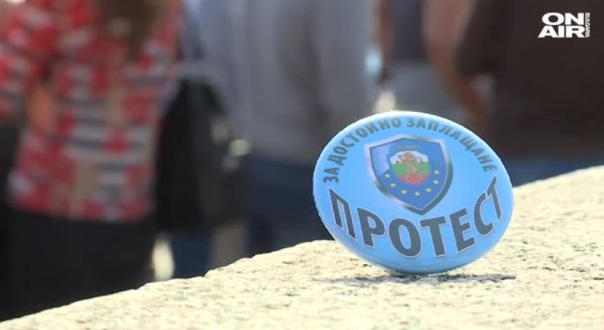 Полицаи и надзиратели излизат на протест в петък