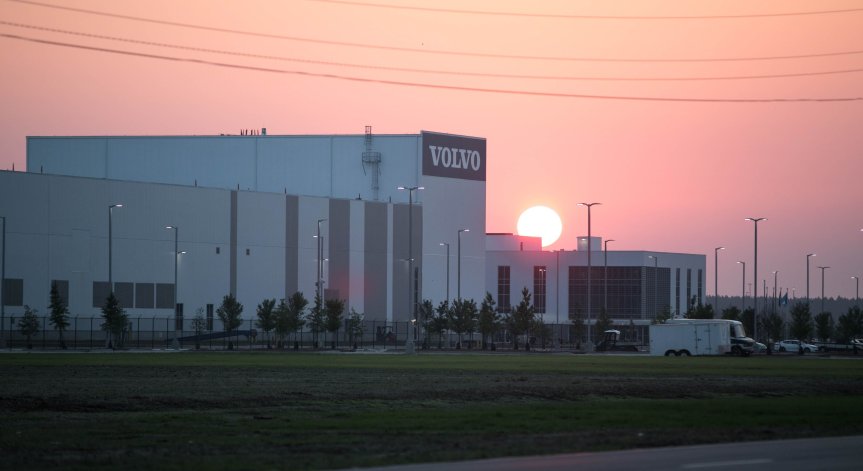 Volvo закрива 4100 работни места до края на годината