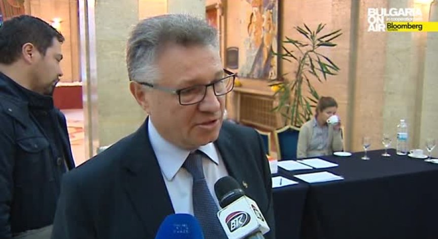 Велизар Шаламанов: Има остра необходимост от цялостна програма за превъоръжаване