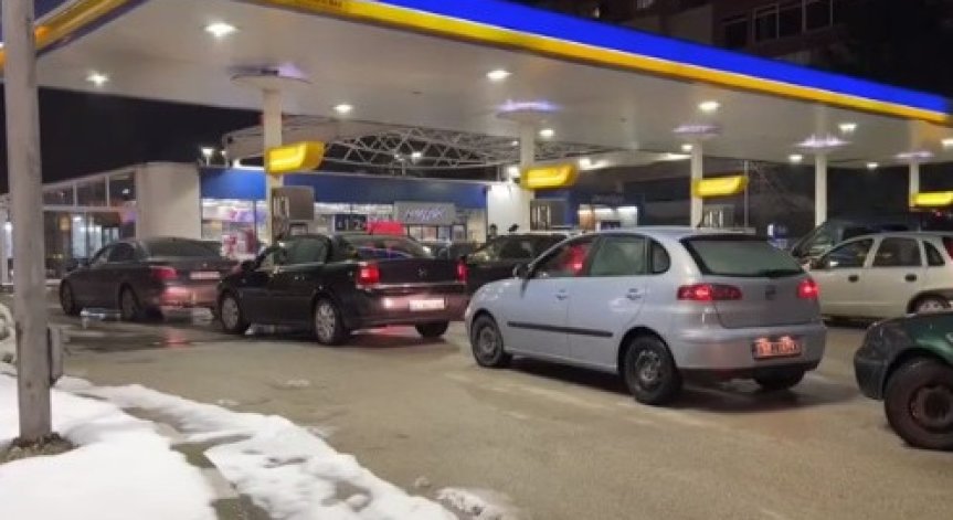 НАП казва спекулативни ли са цените на горивата, КЗК - дали е имало картелно споразумение