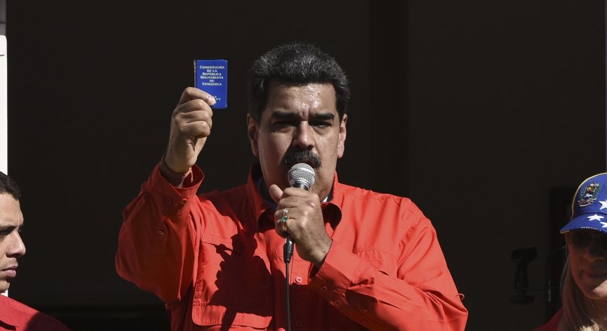 Пратеник на Тръмп тайно говорил с Мадуро за мирното му оттегляне