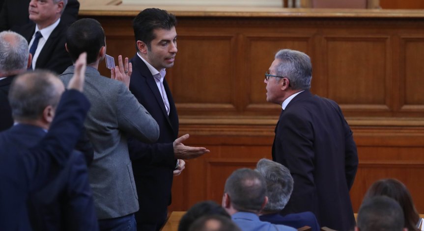 Депутатите и днес ще спорят за промените в Изборния кодекс