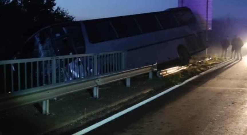 Подробности за катастрофата между ТИР и автобус с работници