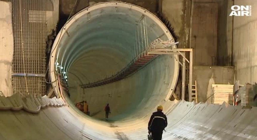 СО пусна имената на спирките от третия лъч на метрото