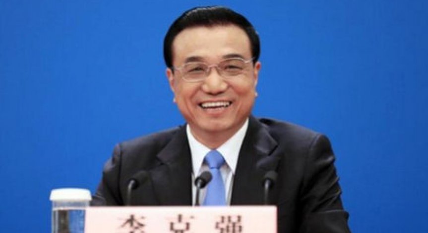 Китай има достатъчно възможности за стимули: Ли Къциян