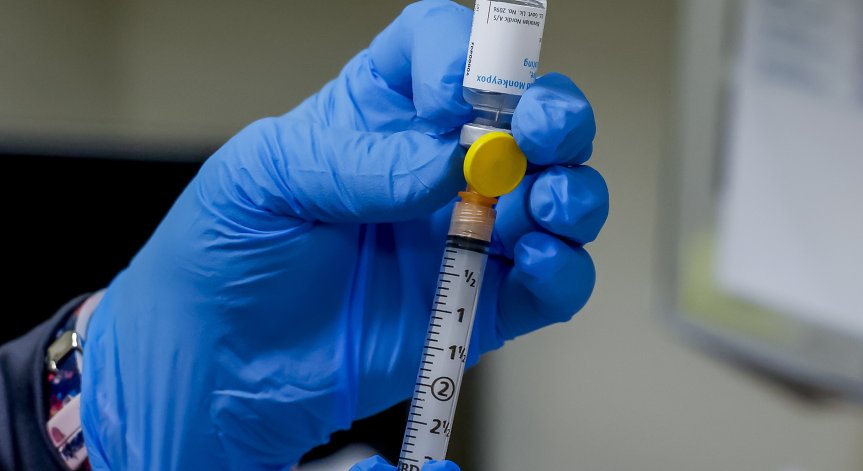 Кипър започва имунизация срещу маймунска шарка