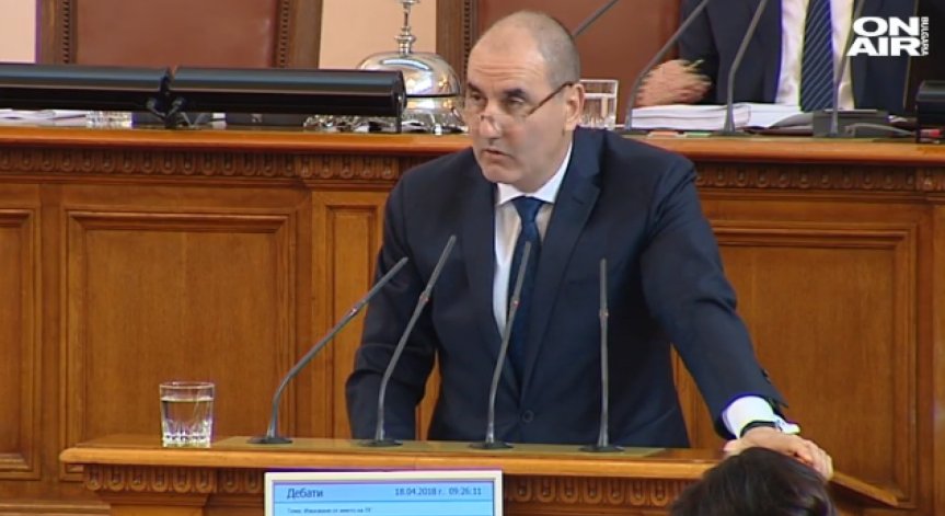 Цветанов с остри критики по адрес на президента