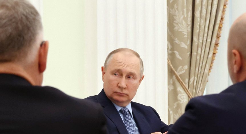 Путин даде управлението на корабостроенето на най-влиятелния банкер в Русия