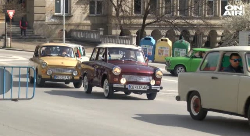 Стотици фенове на 