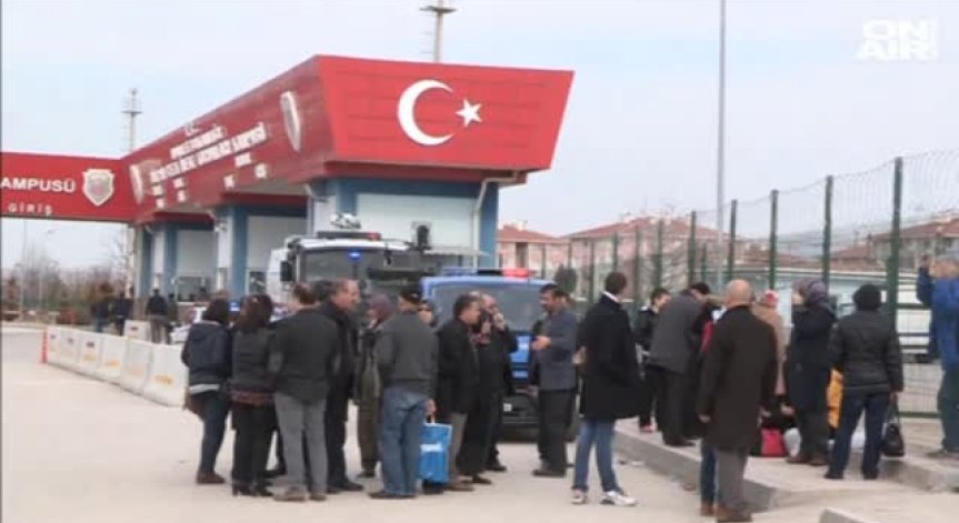 Извънредното положение в Турция ще продължи докато всичко се нормализира