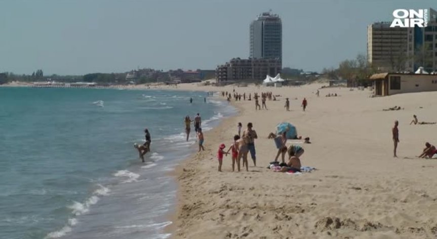 Министерството на туризма със спешни мерки за справяне с отлива на хора по морето