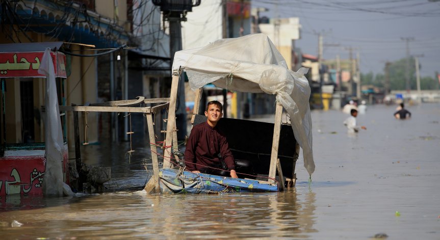 Унищожителните наводнения в Пакистан са предизвикали щети за над $10 млрд.