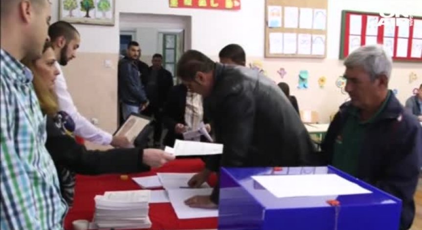 Партия на социалистите печели изборите в Черна гора